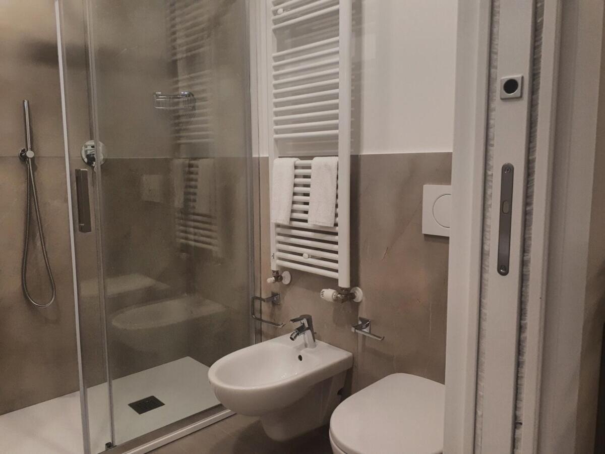 Smart Apartment Sei Chiese - Twa 볼로냐 객실 사진