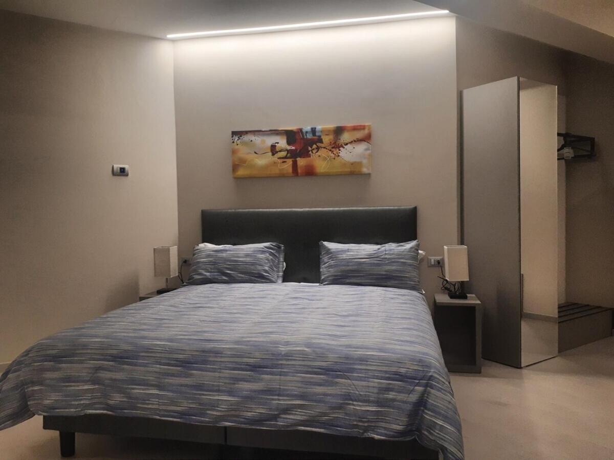 Smart Apartment Sei Chiese - Twa 볼로냐 외부 사진